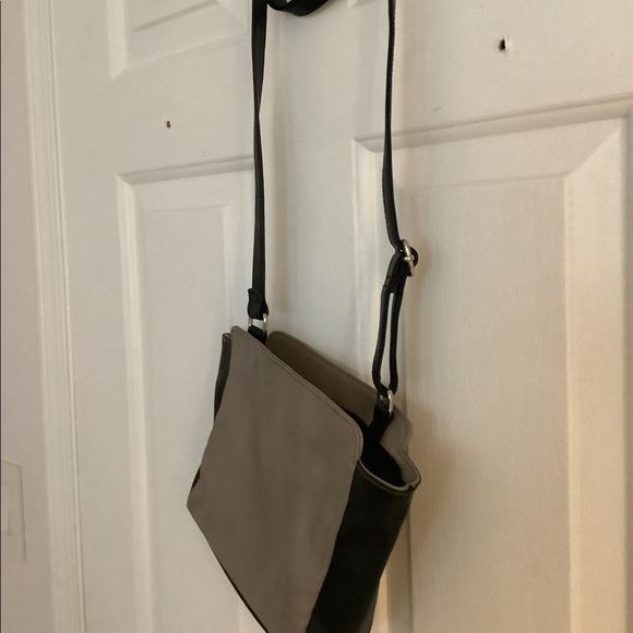 Nine West Shoulder Bag - Picture 3 of 4